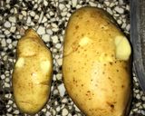 Foto del paso 1 de la receta: Papas rústicas con salsa de pimentón