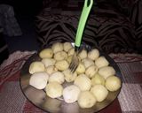 A picture of step 4 of Dum aloo.