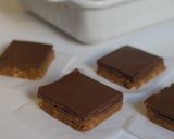 Foto del paso 4 de la receta: Bocaditos de chocolate y cacacahuete (sin horno)
