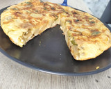 Foto del paso 5 de la receta: Tortilla de calabacín, pimiento y patatas