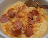 Foto del paso 5 de la receta: Polenta cremosa con salsa de salchicha criolla