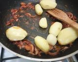 A picture of step 3 of Buttered Paprika Potatoes.