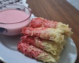 Foto langkah ke 8 dari resep ⚘️Roti jala merah putih saus susu ⚘️.