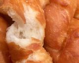 A picture of step 6 of Twisted Dough Pastry (Ma Hua).