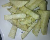 A picture of step 2 of Cowhead pepper soup with dodo and fried yam.