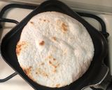 Foto del paso 4 de la receta: Taco 🌮 de huevos con marzorca, carne mechada, queso de almendras, pesto y tomates cherry