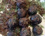 Φωτογραφία βήματος 4 της συνταγής Oreo chocolate truffles / Όρεο σοκολατένια τρουφάκια με 3 υλικά