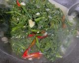 Foto langkah ke 3 dari resep Tumis Pakis.
