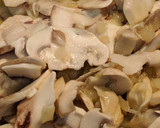 Foto del paso 3 de la receta: Pasta con champiñones y trigueros, olla GM y tradicional