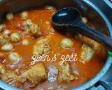 A picture of step 2 of Chicken with Baby Potatoes or Aloo Chicken.