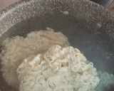 Foto langkah ke 4 dari resep Arem-arem Mie Isi Daging Bumbu Abon.