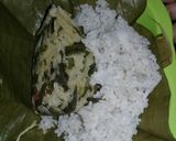 Foto langkah ke 8 dari resep Pepes bayam campur nasi telor.