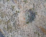 A picture of step 6 of Rice kadamb flowers.
