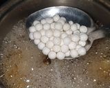 รูปขั้นตอนการทำที่ 2 ของ ซุปสาคูไก่ฉีกใส่เห็ดตับเต่า