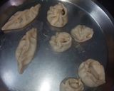A picture of step 21 of North eastern hot momos with tangy chutney.