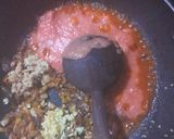 A picture of step 2 of Tikka Gobi Masala.