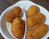 Foto langkah ke 8 dari resep Kroket Kentang Isi Ayam Sayur.