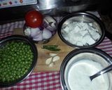 A picture of step 1 of Matar paneer.