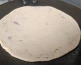 A picture of step 4 of Flax Seed Stuffed Paratha.