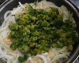 Foto del paso 2 de la receta: Tarta de brócoli, cebolla y quesos