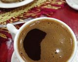 صورة لخطوة 4 من وصفة كعكة النسكافيه خالية من الجلوتين