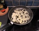A picture of step 2 of Lentils, Rice and Fried Onions (Mujadarrah).