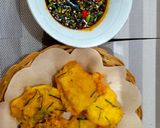 Foto langkah ke 6 dari resep Tempe Mendoan ala Tong Tjie Tea House.