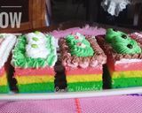 Foto langkah ke 10 dari resep Mini Rainbow Cake.
