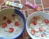 Foto langkah ke 4 dari resep Oatmeal Banana Strawberry 😄🍓🍌.
