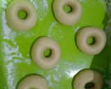 Foto langkah ke 4 dari resep Donat Lembut Empuk Tanpa Banting.
