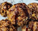 A picture of step 7 of Choco cornflakes ladoos.