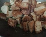 A picture of step 4 of Bread Upma.