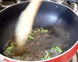 रताळ्याचा कीस (ratalyacha khis recipe in marathi) रेसिपी स्टेप 2 फोटो 