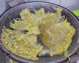 Foto langkah ke 3 dari resep Tumpi (Peyek Kacang Ijo).