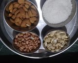 અખરોટના લાડુ (Walnuts Ladu Recipe In Gujarati) રેસીપી સ્ટેપ1ફોટો