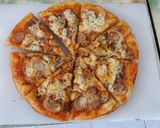 Foto langkah ke 6 dari resep Homemade Pizza Teflon + Pizza Sauce (no telur, no oven).