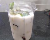 A picture of step 2 of ચોકલેટ બનાના સ્મુધી (Chocolate Banana Smoothie Recipe In Gujarati).
