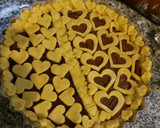 Foto del paso 5 de la receta: Pasta frola corazón con membrillo y dulce de leche