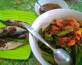Foto langkah ke 5 dari resep Tumis terong telunjuk dan udang.