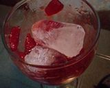 Foto langkah ke 3 dari resep Korean ice strawberry milk.