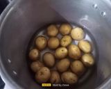 A picture of step 2 of Lasaniya Bhungla Batata.