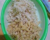 Foto langkah ke 1 dari resep Macaroni & Fusilli Schotel Cheese.