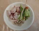 รูปขั้นตอนการทำที่ 1 ของ แกงจืดหน่อไม้สดหมูสับ