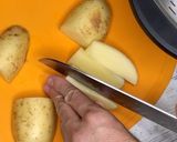 Foto del paso 4 de la receta: Merluza en piperrada con patatas gajo en MyCook Touch