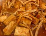 A picture of step 2 of Braised Tofu and Potatoes with Tomato.