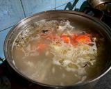 Foto langkah ke 3 dari resep Chicken wings and claw soup.