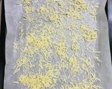Foto del paso 1 de la receta: TORTA SALADA DE CEBOLLAS Y QUESOS 🧅🧀🥚🍶🧅🧀🥚🍶