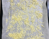 Foto del paso 1 de la receta: TORTA SALADA DE CEBOLLAS Y QUESOS 🧅🧀🥚🍶🧅🧀🥚🍶