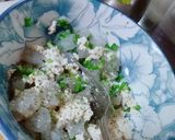 Hình bước làm 1 của món Sủi cảo nhân tôm thịt