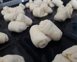 Foto del paso 6 de la receta: Cuernitos (pan con grasa)